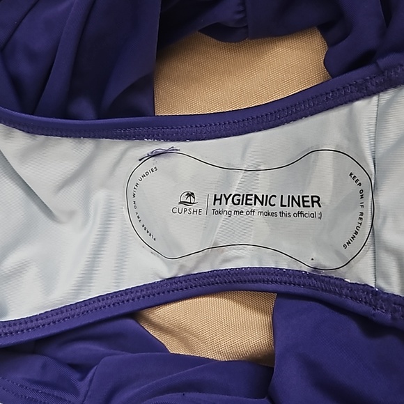 CUPSHE  Women Bathing Suit Twist Front Cutout Adjustable Strap Blue - Picture 9 of 9